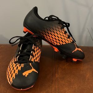 Puma Toddler/Youth (11.5US) Soccer Cleats